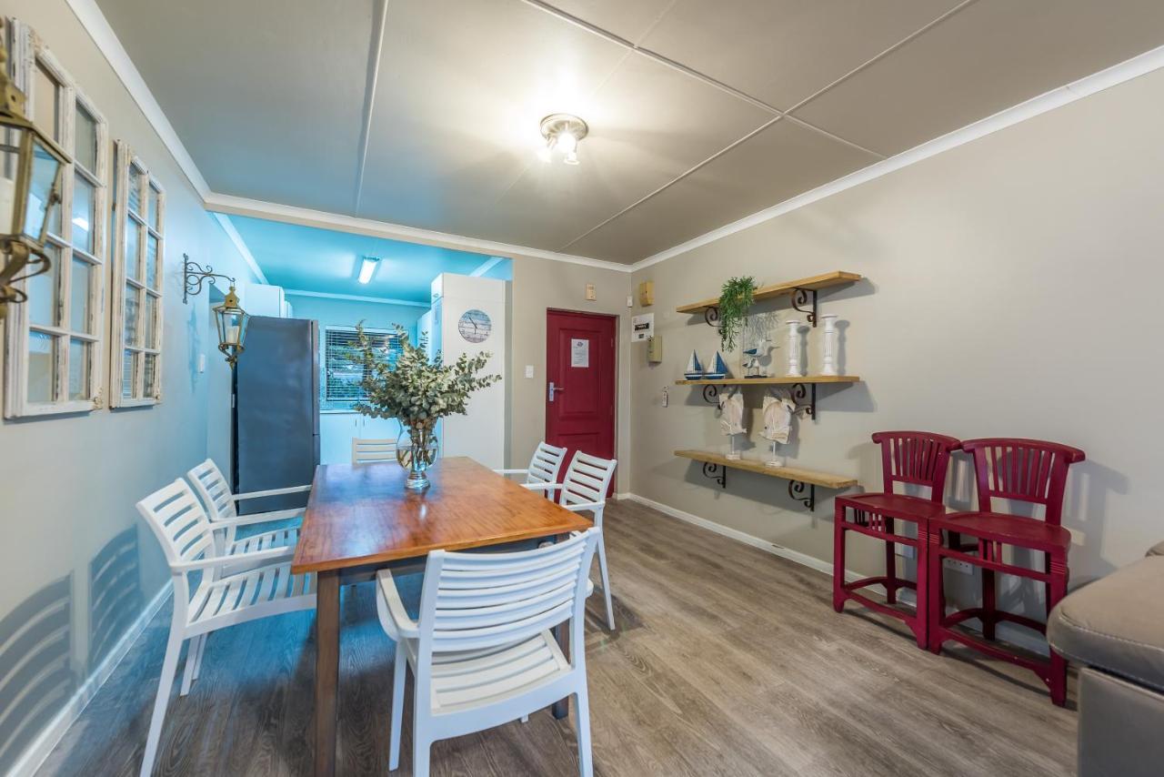 Beacon Wharf , George Hay 6 Seafront Accommodation Моссел-Бей Экстерьер фото