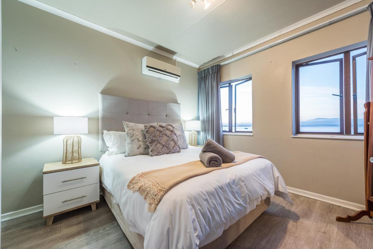 Beacon Wharf , George Hay 6 Seafront Accommodation Моссел-Бей Экстерьер фото